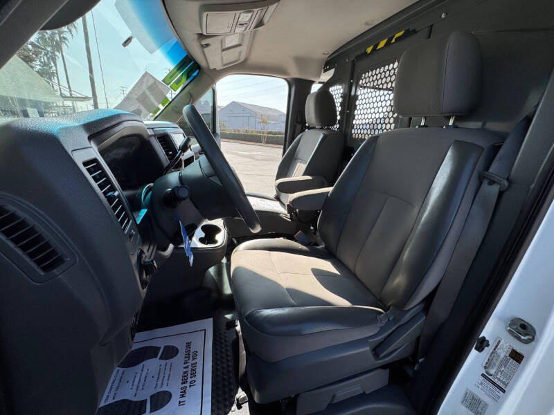 2020 Nissan NV 2500 HD S