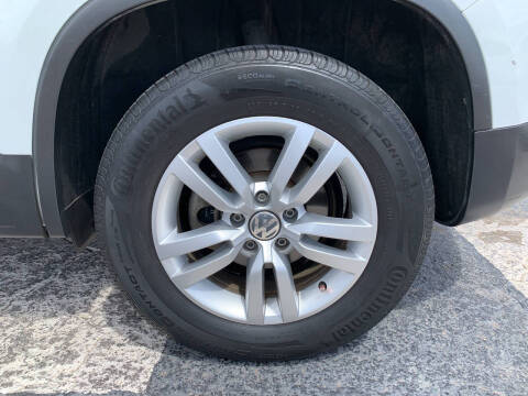 2015 Volkswagen Tiguan S
