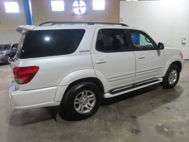 2005 Toyota Sequoia Limited