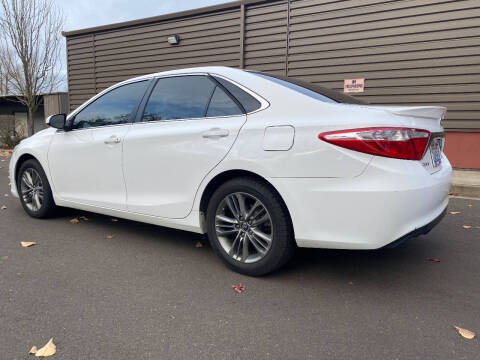 2016 Toyota Camry SE