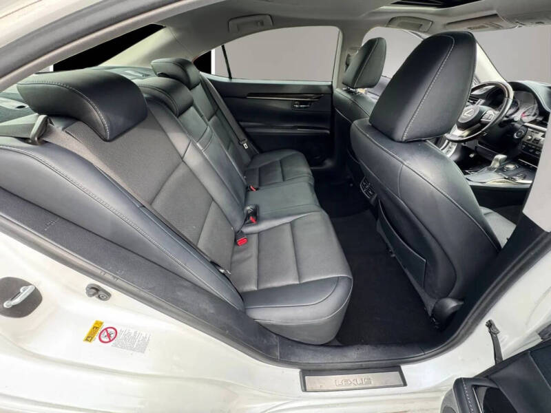 2016 Lexus ES 350