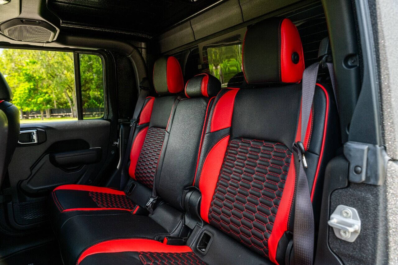 2023 JEEP Gladiator Pickup - $169,999