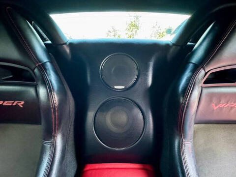 2004 Dodge Viper SRT-10