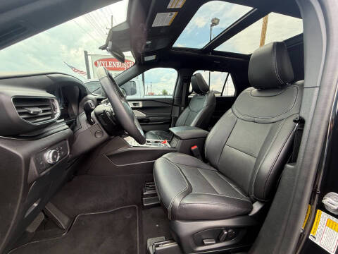 2022 Ford Explorer ST