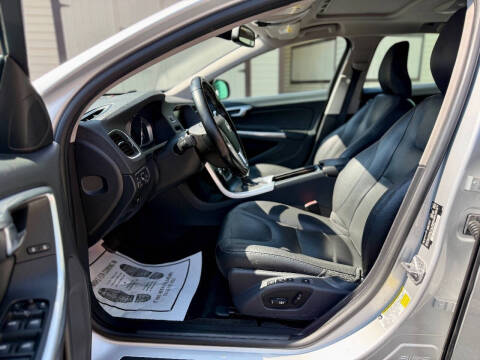 2015 Volvo V60 T5 Premier Plus