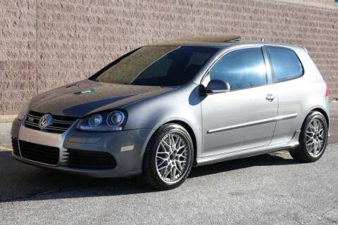 2008 Volkswagen R32 for sale at NeoClassics - JFM NEOCLASSICS in Willoughby OH