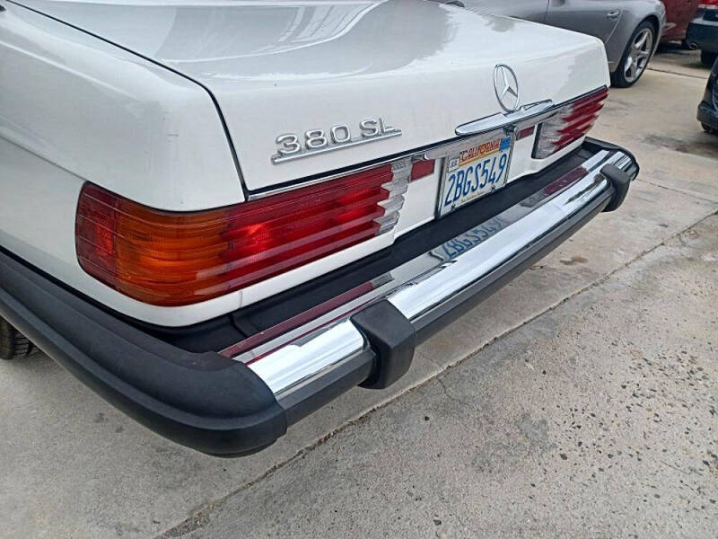 1984 Mercedes-Benz 380-Class 380 SL