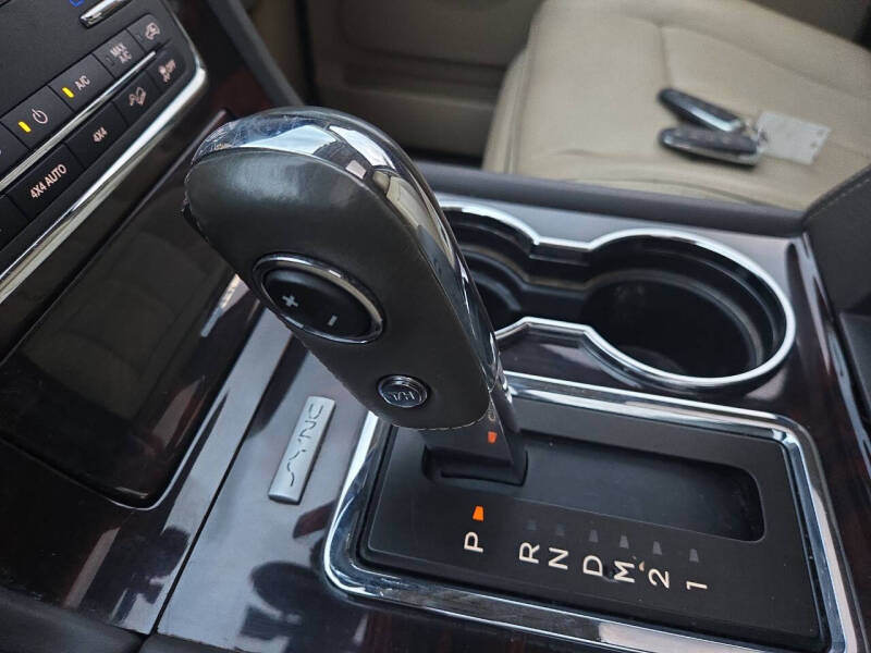 2017 Lincoln Navigator L Reserve