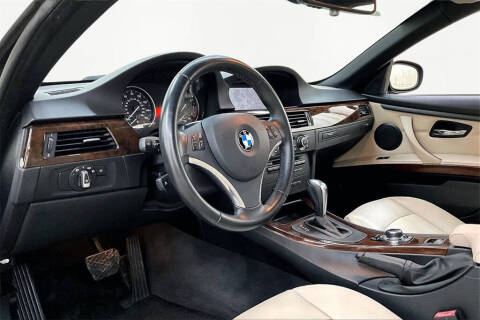 2012 BMW 3 Series 328i