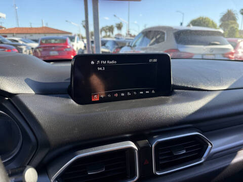 2017 Mazda CX-5 Sport
