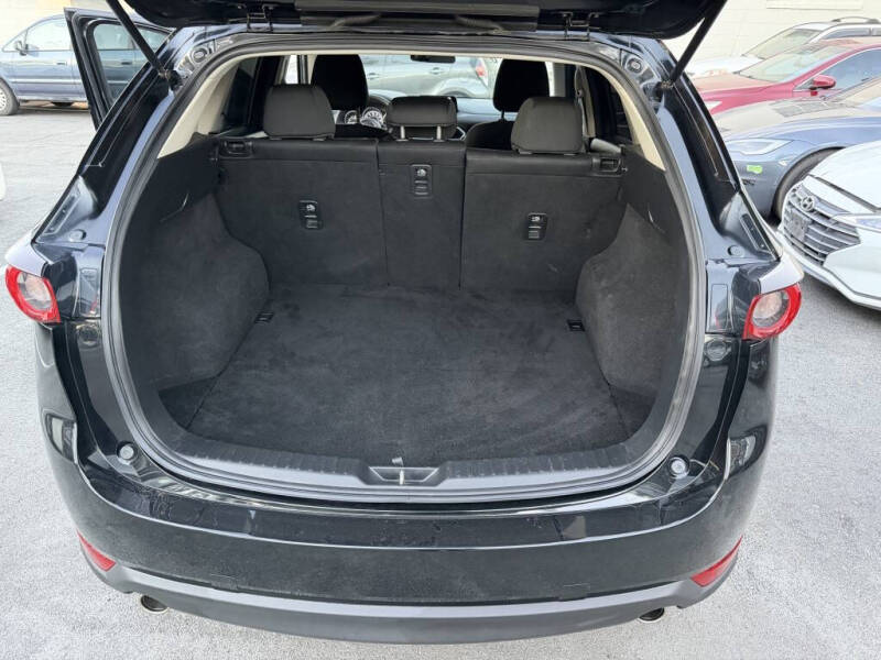 2018 Mazda CX-5 Sport