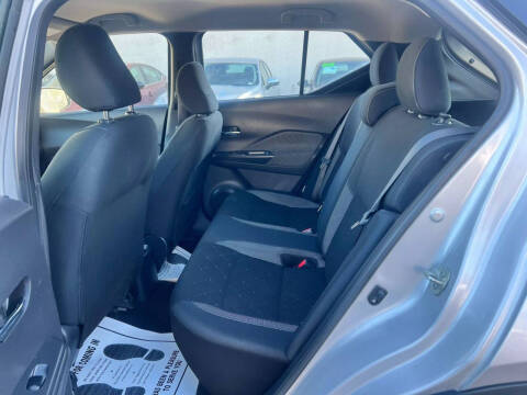 2020 Nissan Kicks SV