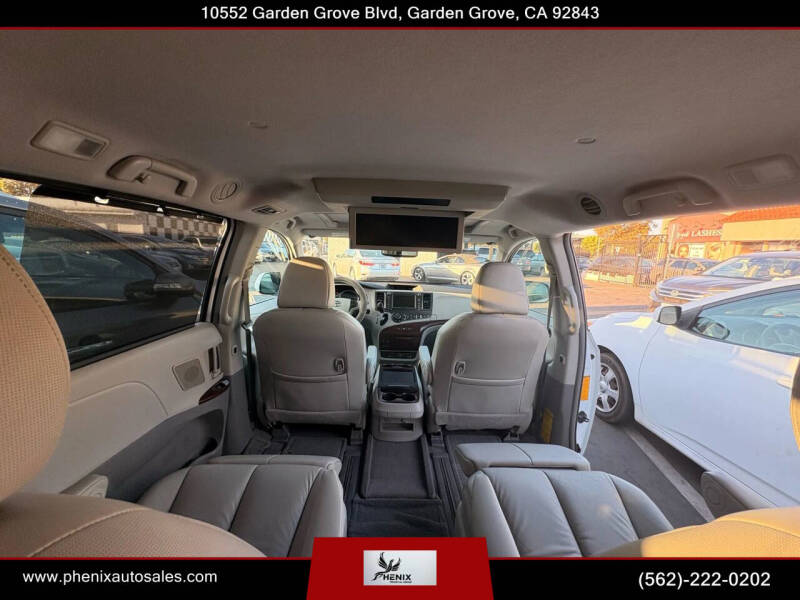 2011 Toyota Sienna Limited 7-Passenger