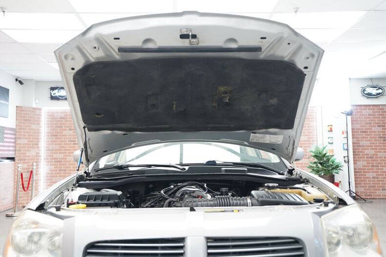 2005 Dodge Magnum RT