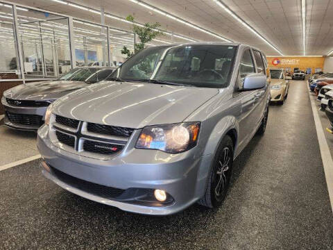 2019 Dodge Grand Caravan for sale at Dixie Imports in Fairfield OH