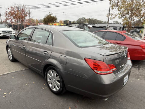 2007 Toyota Avalon XLS