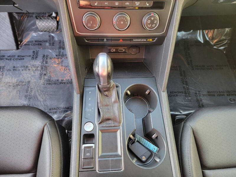 2018 Volkswagen Atlas V6 SE