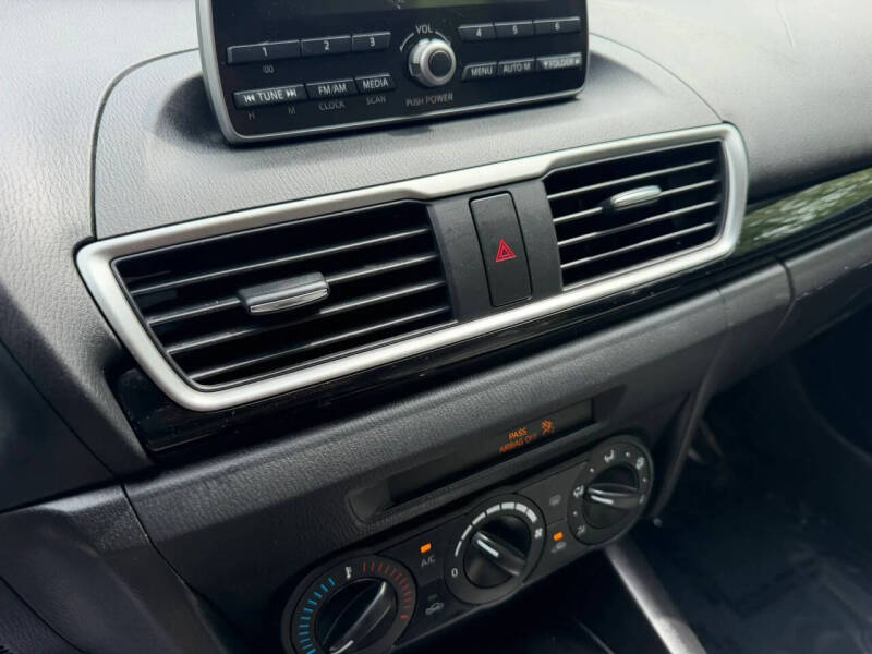 2014 Mazda MAZDA3 i Sport