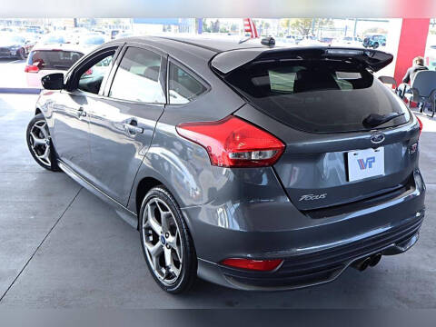 2018 Ford Focus ST