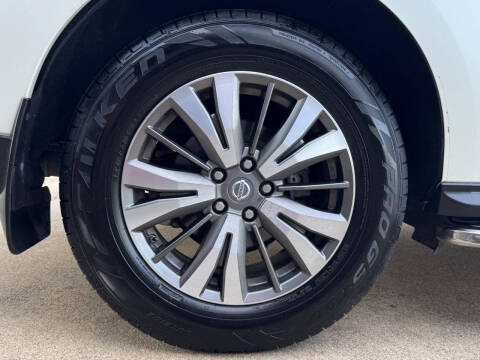 2017 Nissan Pathfinder