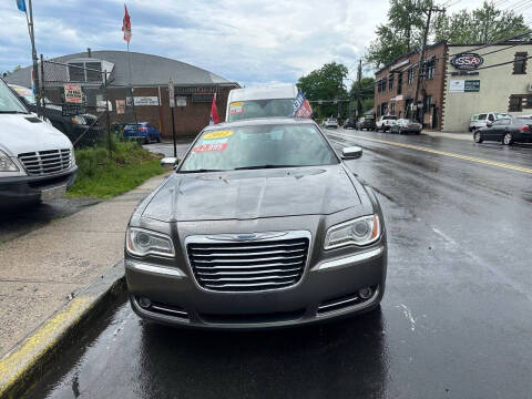 2012 Chrysler 300 Limited