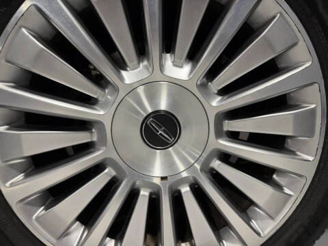 2017 Lincoln Navigator Select