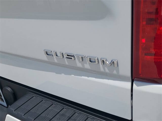 2025 Chevrolet Silverado 1500 Custom
