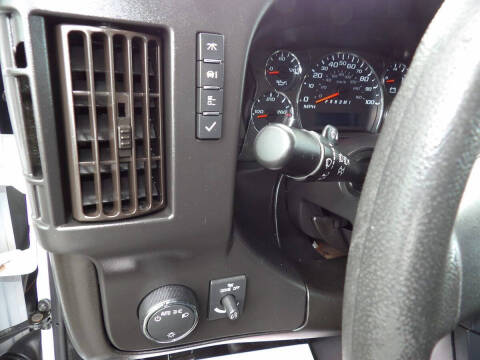 2022 Chevrolet Express 2500