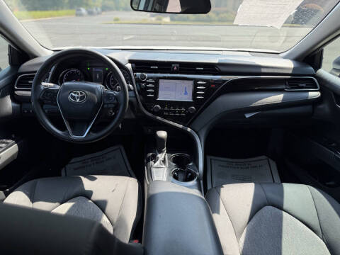 2019 Toyota Camry LE