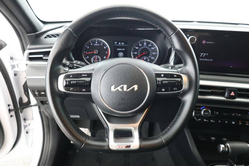 2022 Kia K5