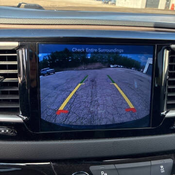2017 Chrysler Pacifica Touring-L
