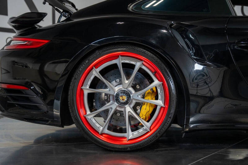 2017 Porsche 911 Turbo S