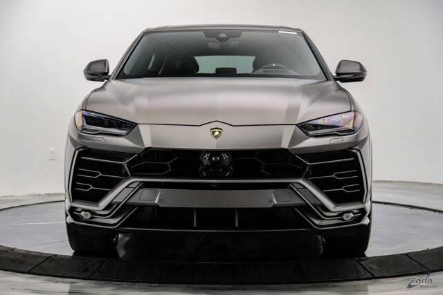 2022 Lamborghini Urus