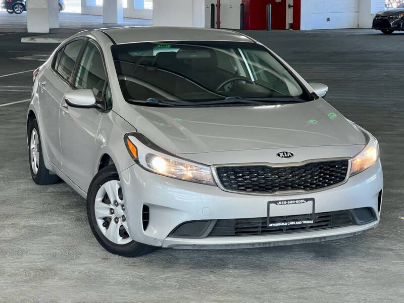 2018 Kia FORTE LX photo 8