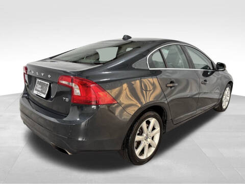 2016 Volvo S60 T5 Drive-E Premier