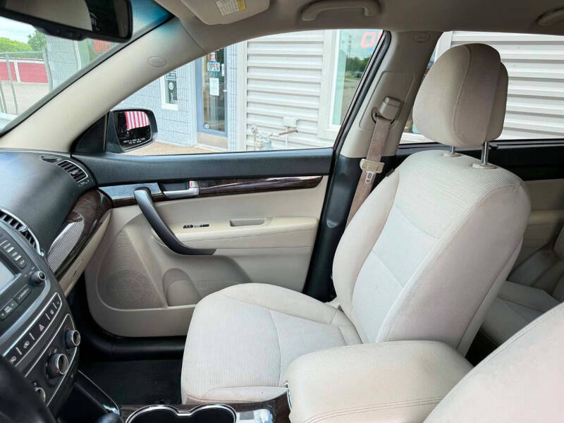 2014 Kia Sorento LX