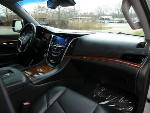 2015 Cadillac Escalade ESV Luxury