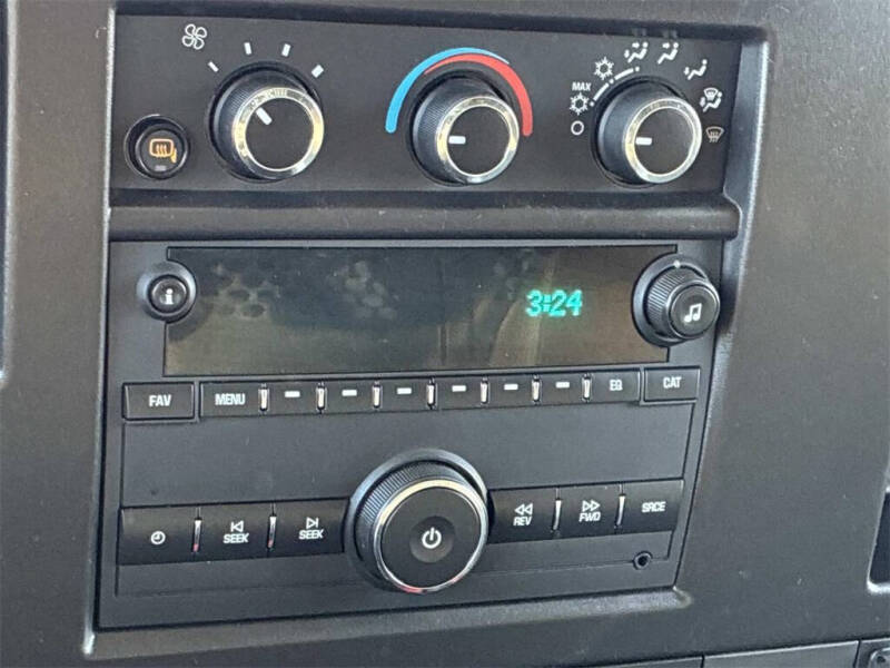 2024 GMC Savana 2500