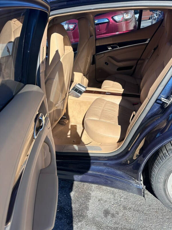 2011 Porsche Panamera