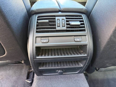 2013 BMW 5 Series 528i xDrive