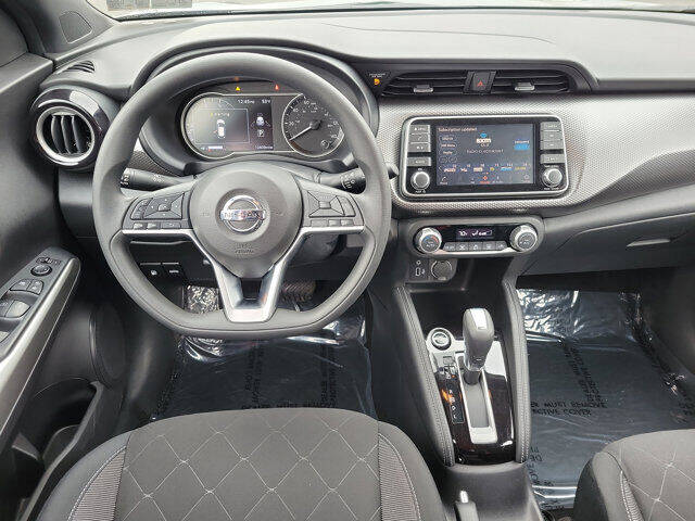 2020 Nissan Kicks SV