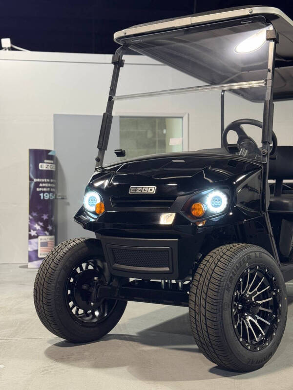 2025 E-Z-GO Express L6