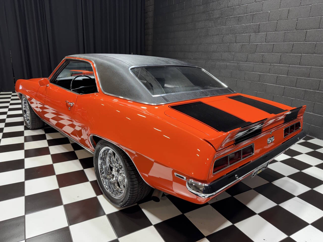 1969 Chevrolet Camaro 13