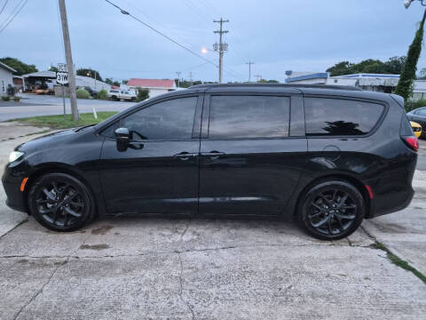 2022 Chrysler Pacifica Limited