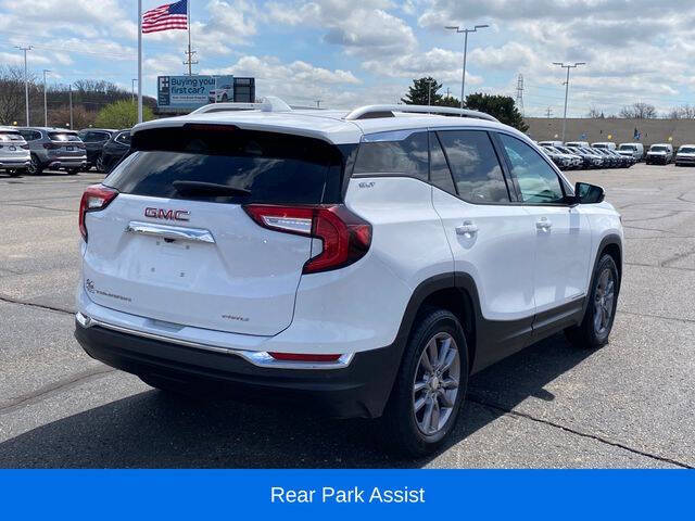 2024 GMC Terrain SLT
