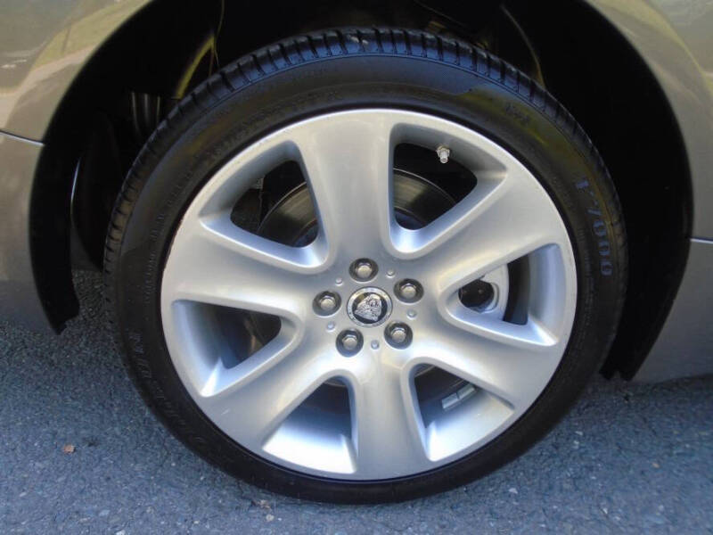 2009 Jaguar XF Luxury