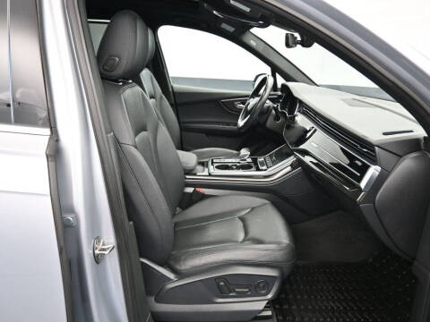 2022 Audi Q7 quattro Premium Plus 55 TFSI