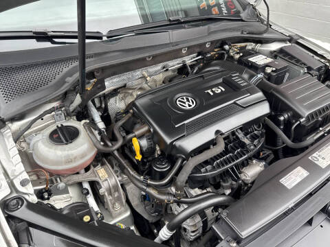 2017 Volkswagen Golf TSI S