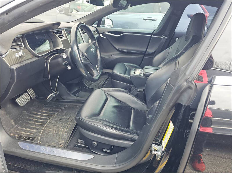 2015 Tesla Model S P85D