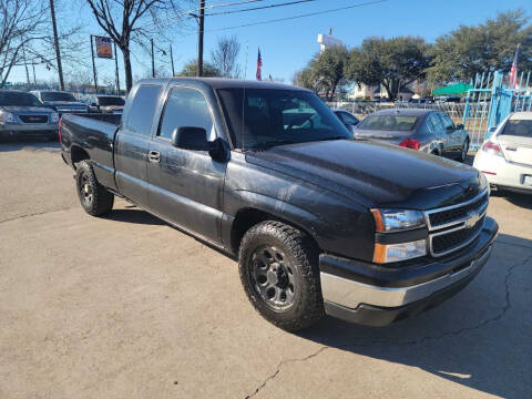 2006 Chevrolet Silverado 1500 for sale at DANNY AUTO SALES in Dallas TX